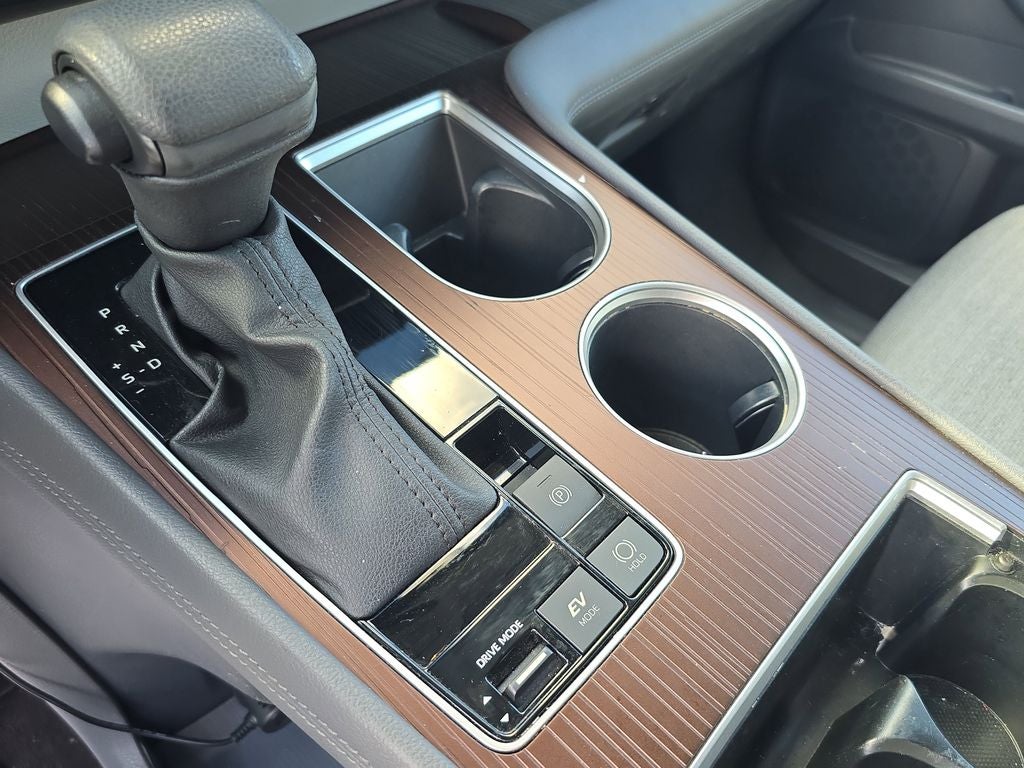 2023 Toyota Sienna LE 8 Passenger