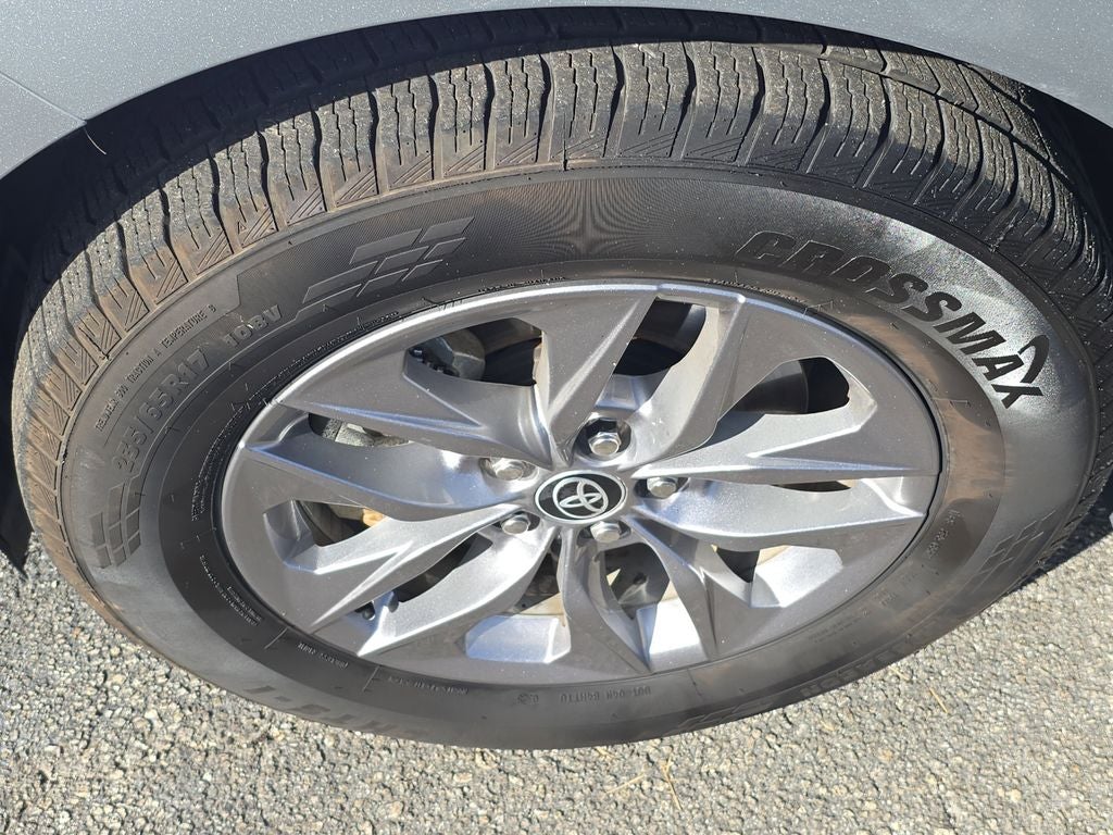 2023 Toyota Sienna LE 8 Passenger