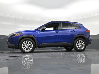 2025 Toyota Corolla Cross LE