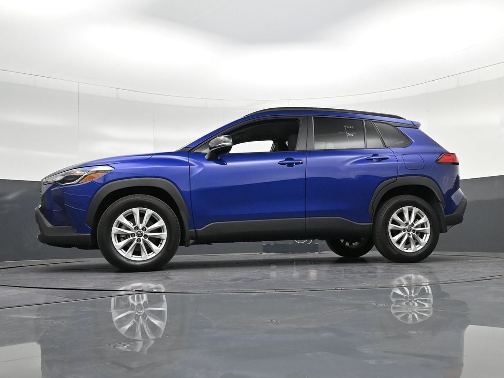 2025 Toyota Corolla Cross LE