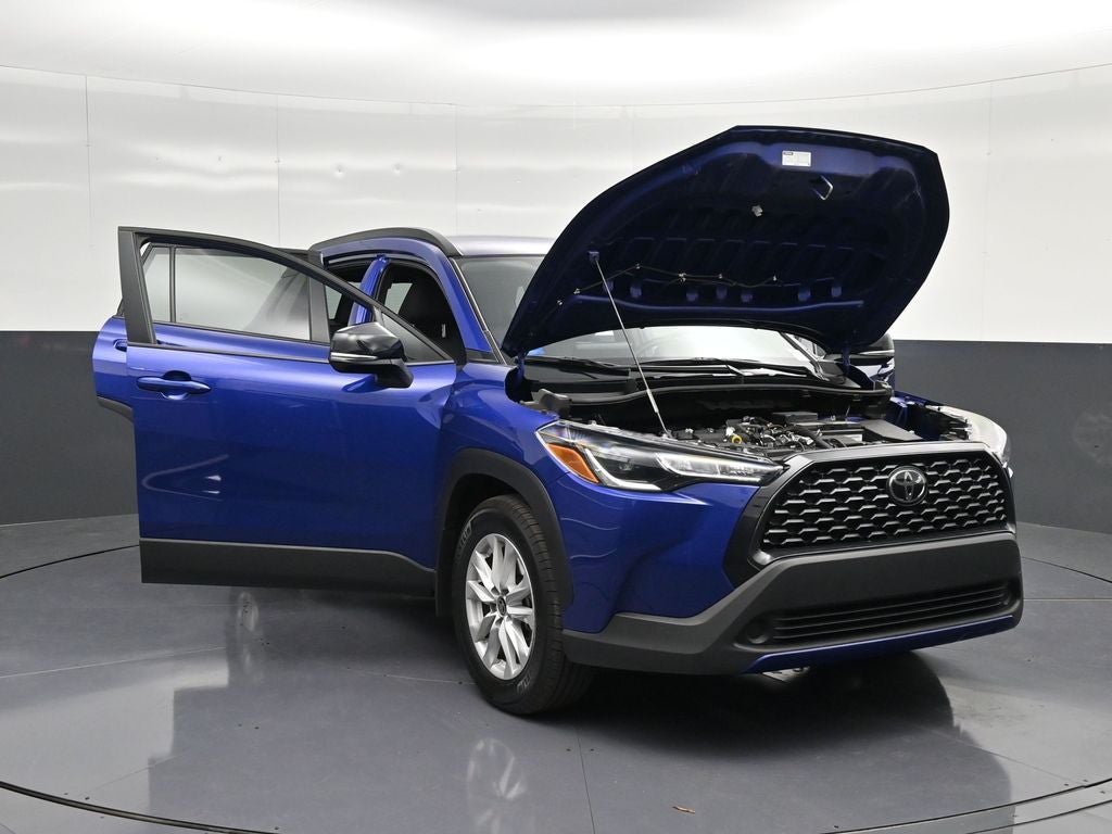 2025 Toyota Corolla Cross LE