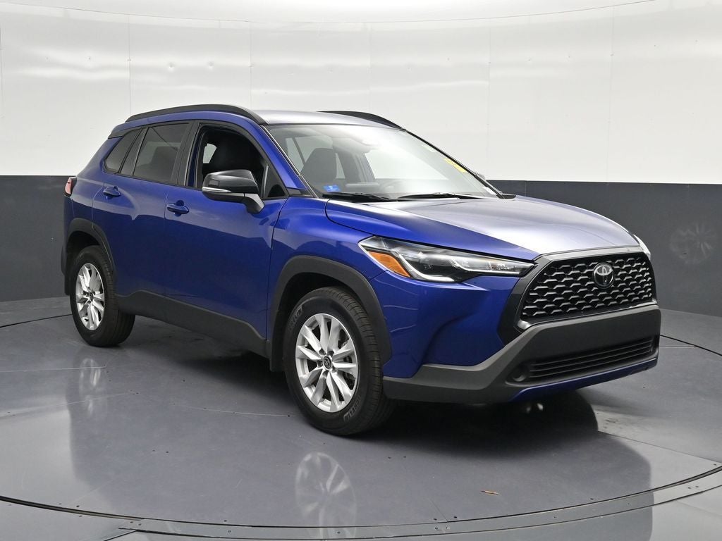 2025 Toyota Corolla Cross LE