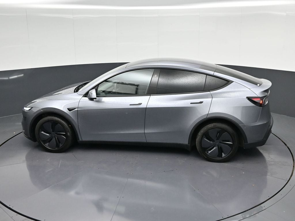 2026 Tesla Model Y Premium