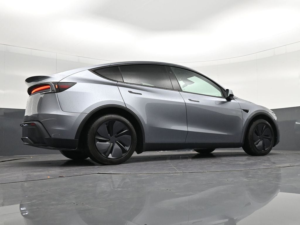 2026 Tesla Model Y Premium