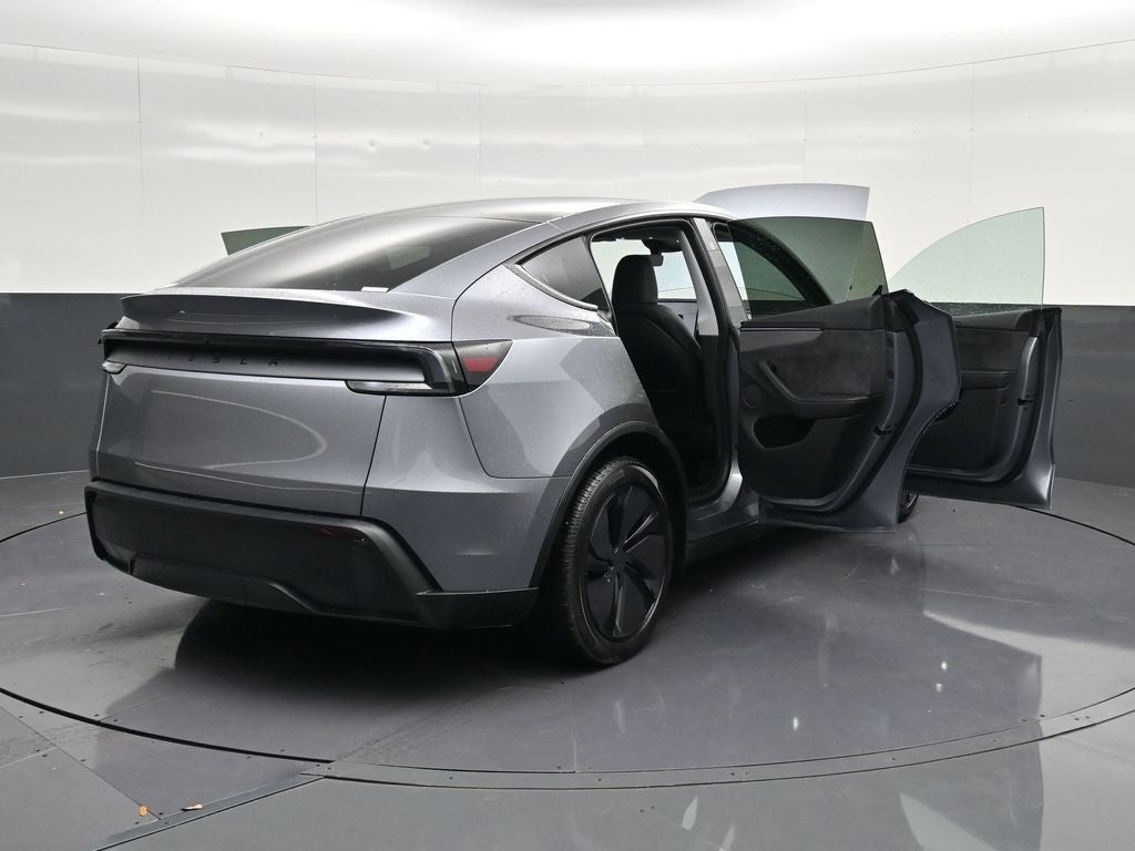 2026 Tesla Model Y Premium