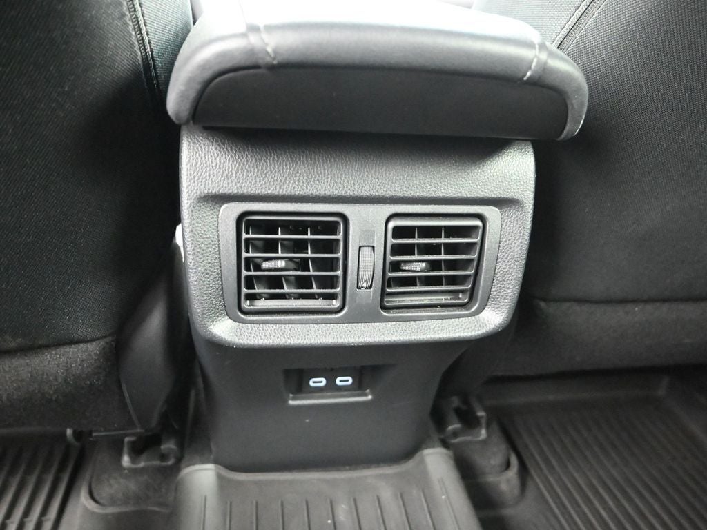 2023 Toyota Venza LE