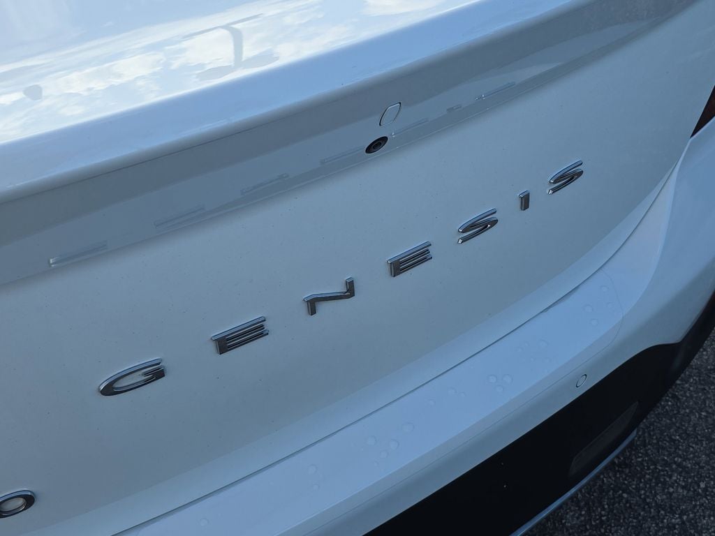 2022 Genesis G70 2.0T