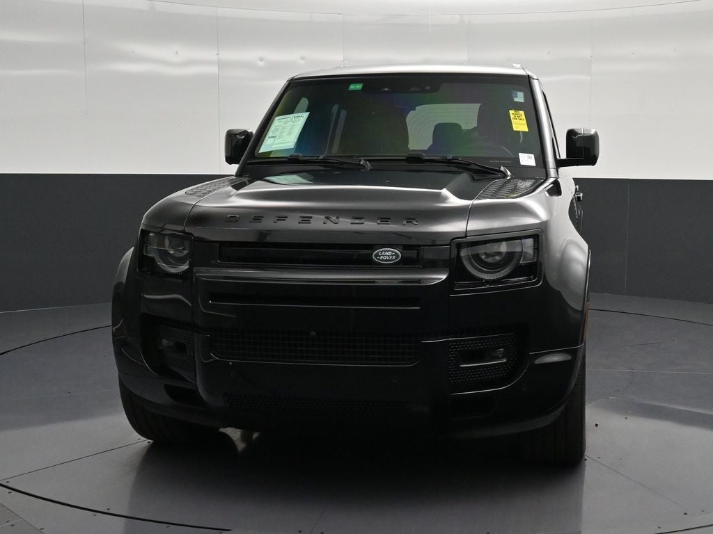 2024 Land Rover Defender 110 X-Dynamic SE