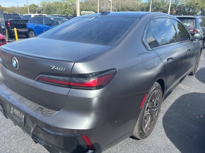 2025 BMW 7 Series 740i