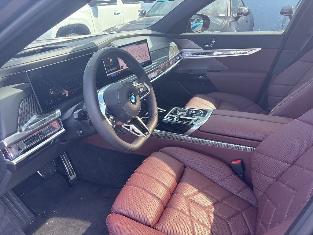 2025 BMW 7 Series 740i