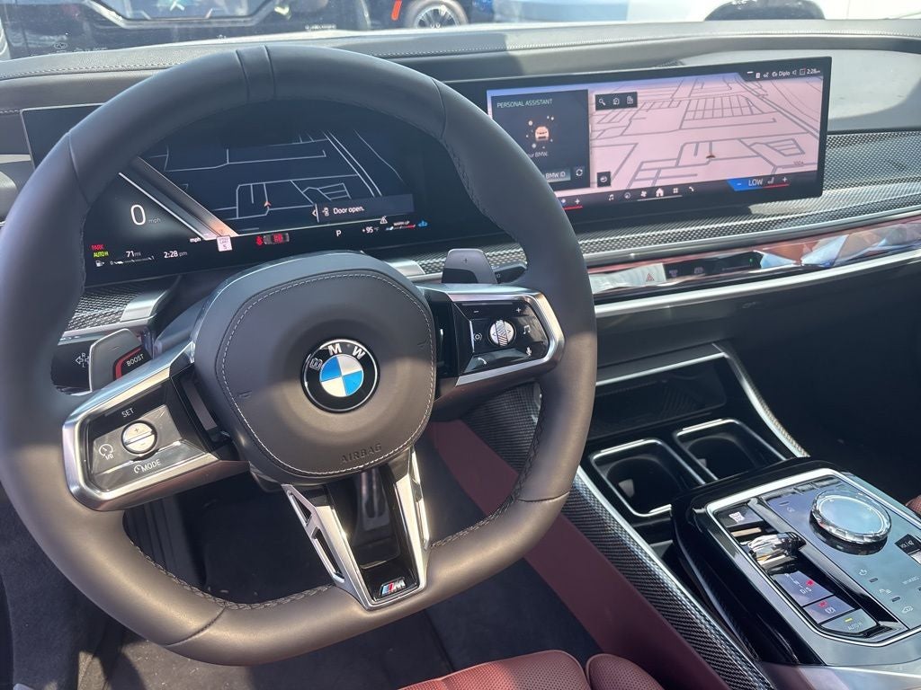 2025 BMW 7 Series 740i