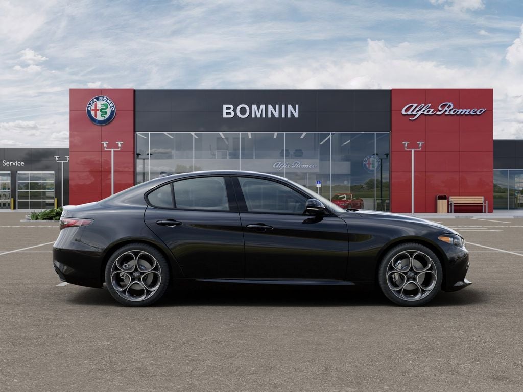 2026 Alfa Romeo Giulia Base