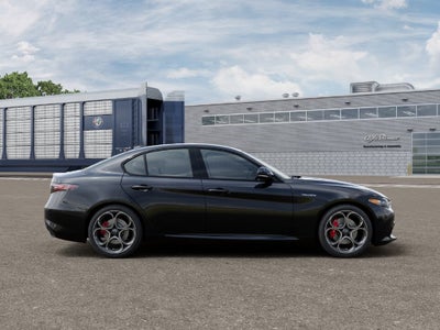 2026 Alfa Romeo Giulia Base