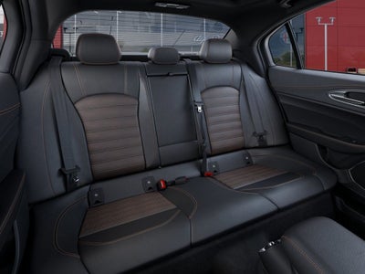 2025 Alfa Romeo Giulia Intensa