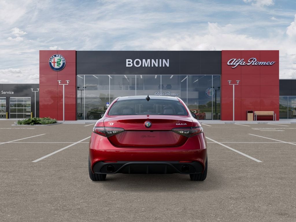 2025 Alfa Romeo Giulia Intensa