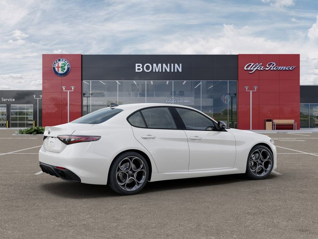 2026 Alfa Romeo Giulia Base