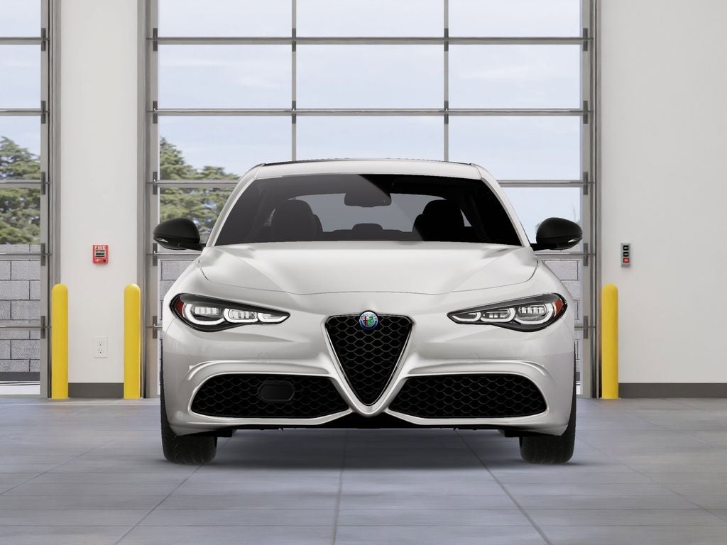 2026 Alfa Romeo Giulia Base