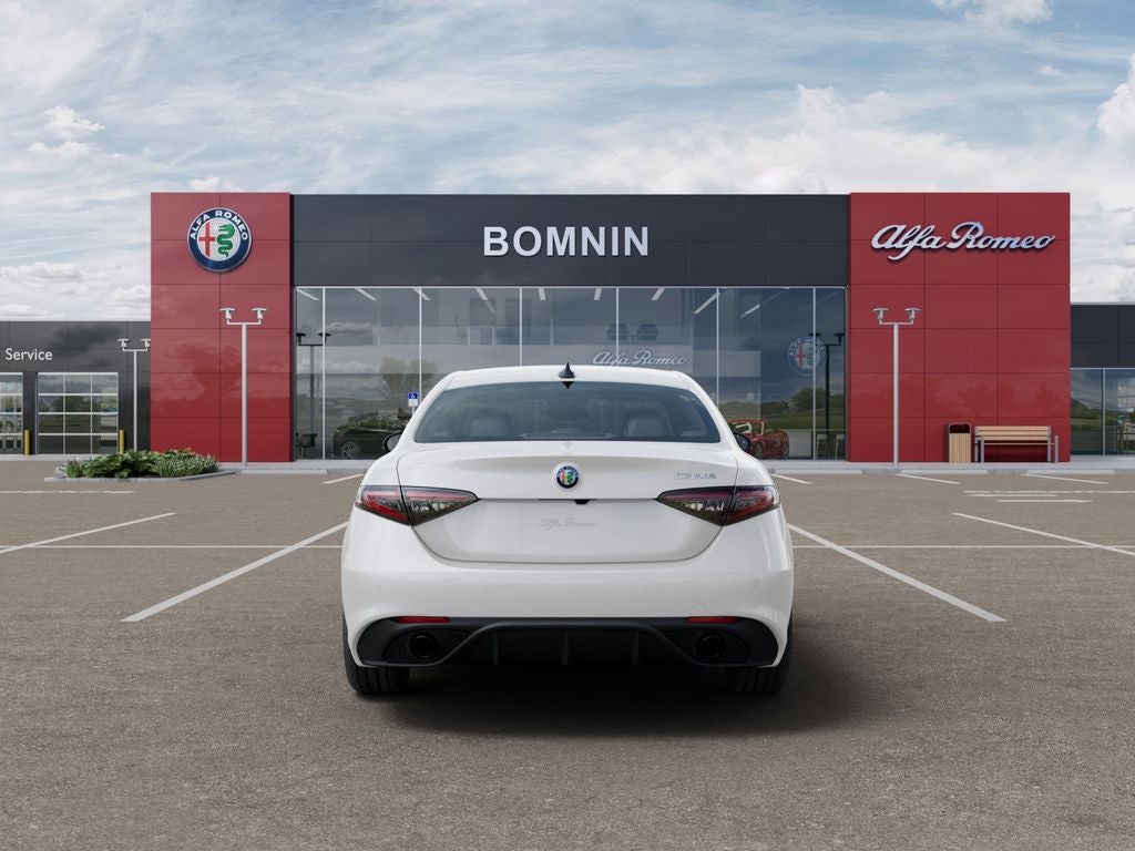 2026 Alfa Romeo Giulia Base