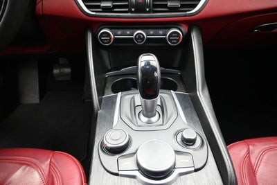 2019 Alfa Romeo Giulia Base