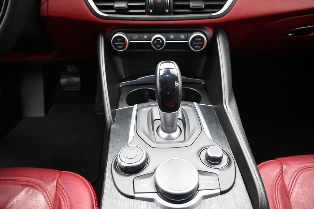 2019 Alfa Romeo Giulia Base
