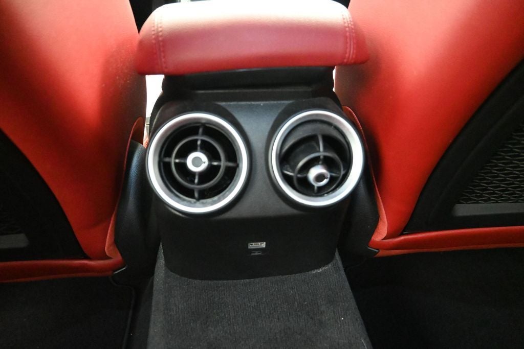 2019 Alfa Romeo Giulia Base