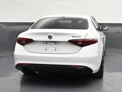 2019 Alfa Romeo Giulia Base