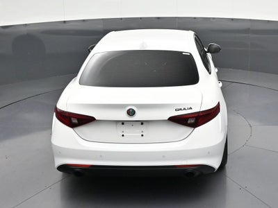 2019 Alfa Romeo Giulia Base