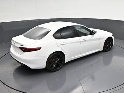 2019 Alfa Romeo Giulia Base