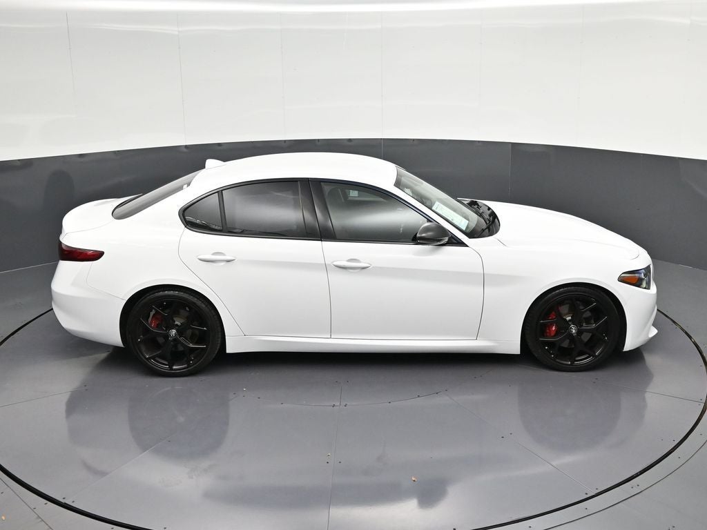 2019 Alfa Romeo Giulia Base