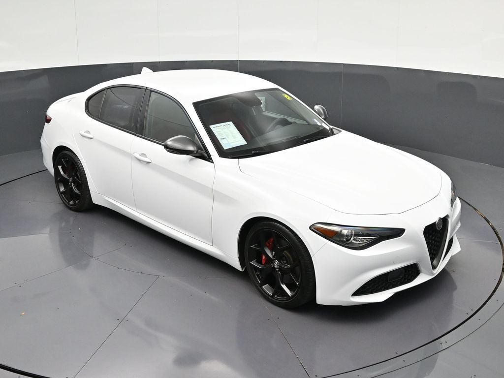 2019 Alfa Romeo Giulia Base