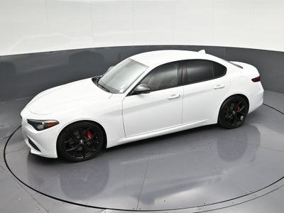 2019 Alfa Romeo Giulia Base