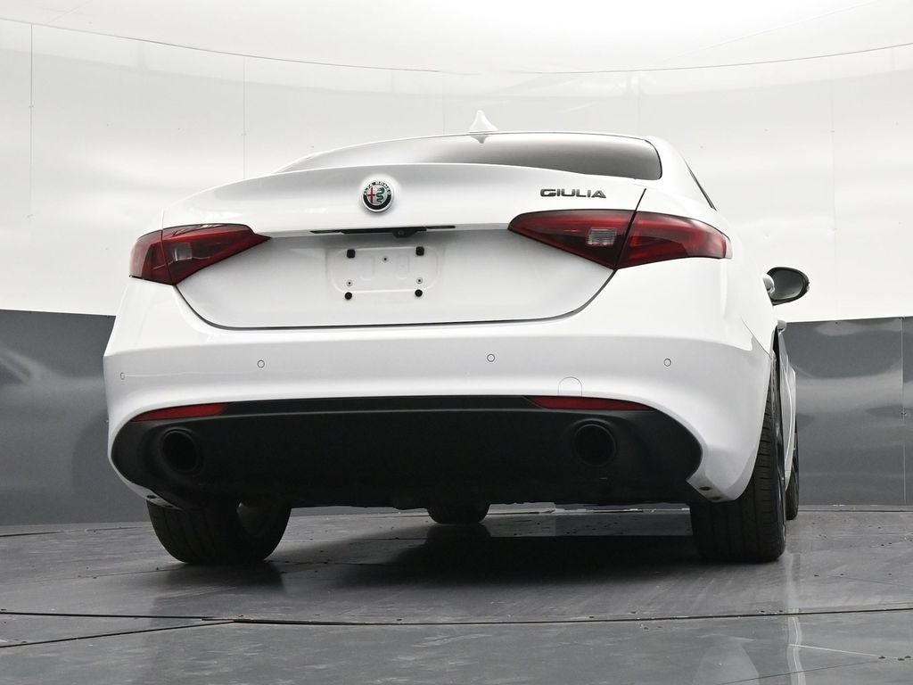 2019 Alfa Romeo Giulia Base