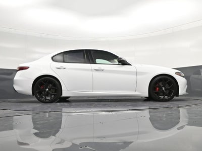 2019 Alfa Romeo Giulia Base