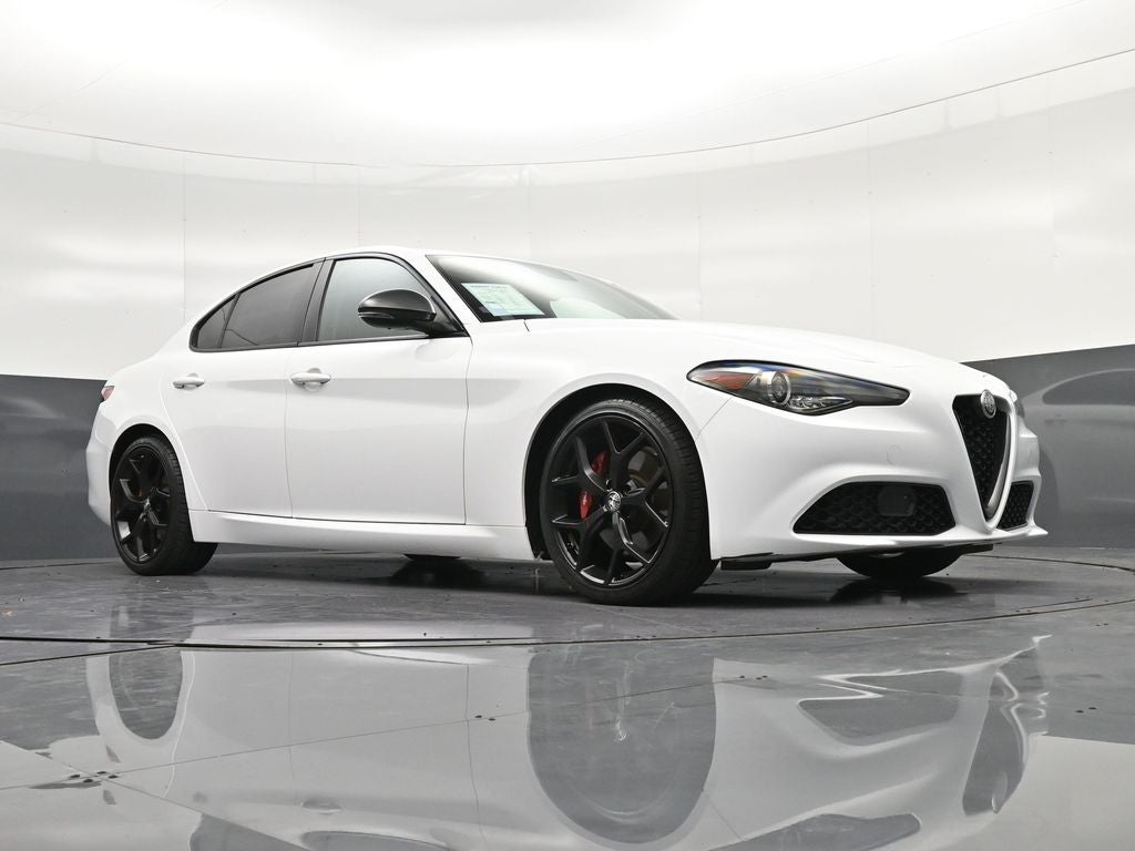 2019 Alfa Romeo Giulia Base