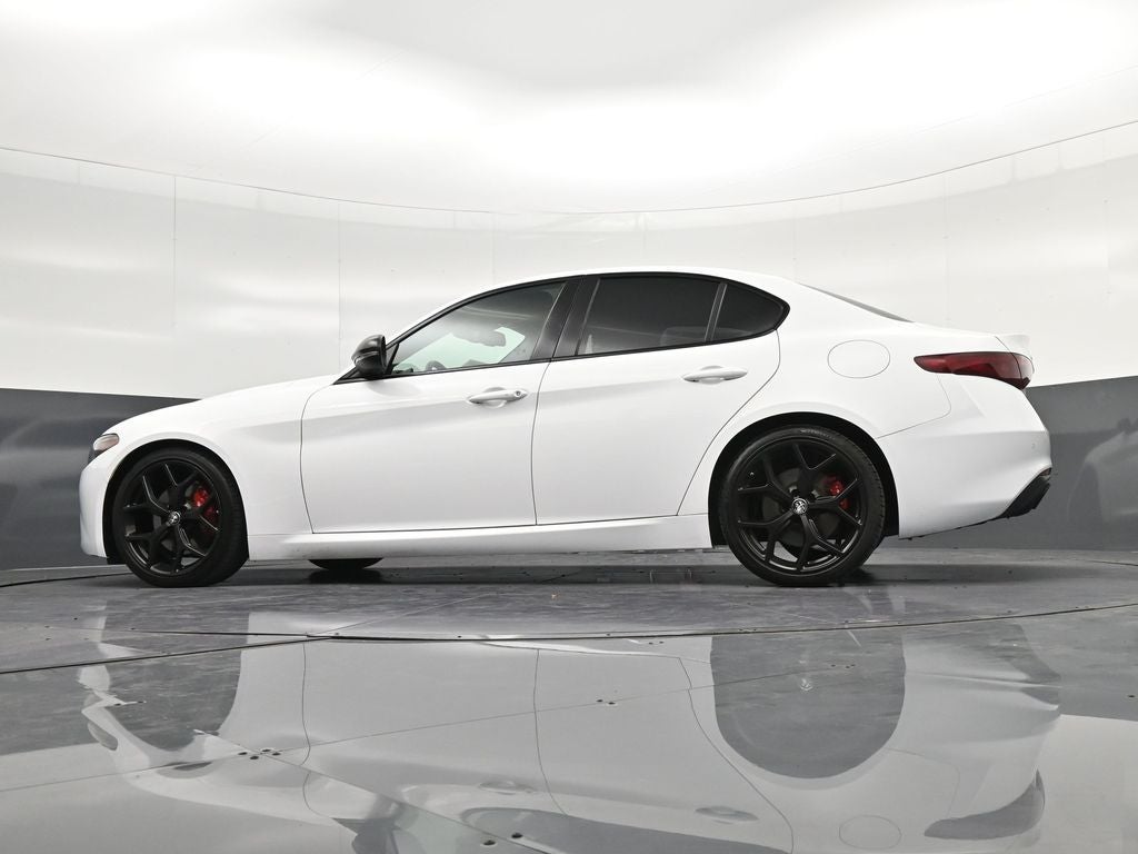 2019 Alfa Romeo Giulia Base