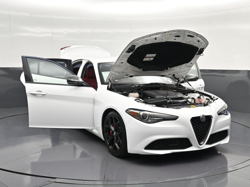 2019 Alfa Romeo Giulia Base