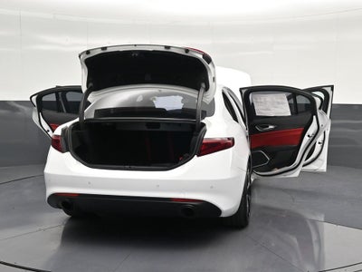 2019 Alfa Romeo Giulia Base