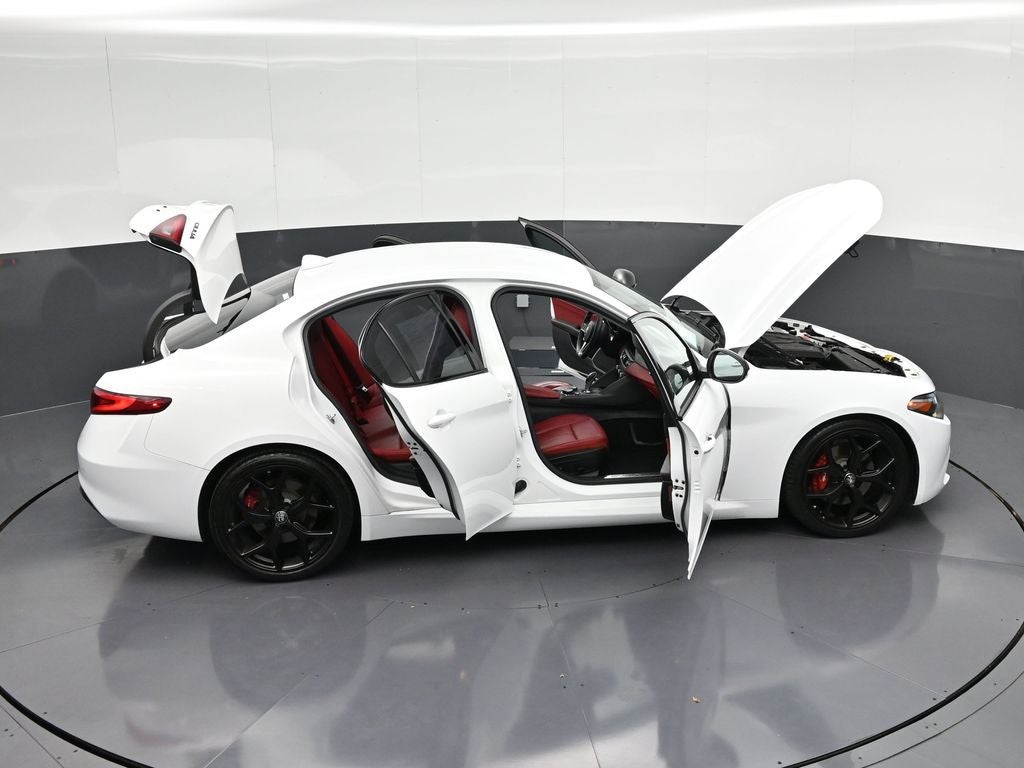 2019 Alfa Romeo Giulia Base