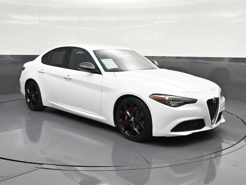 2019 Alfa Romeo Giulia Base