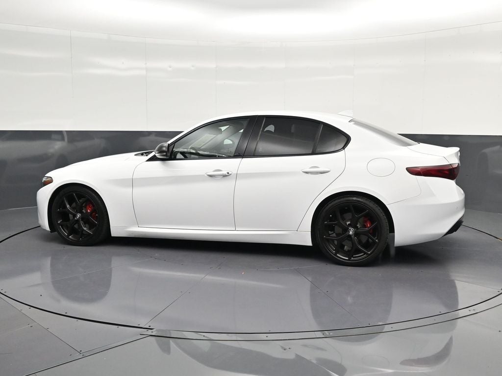 2019 Alfa Romeo Giulia Base