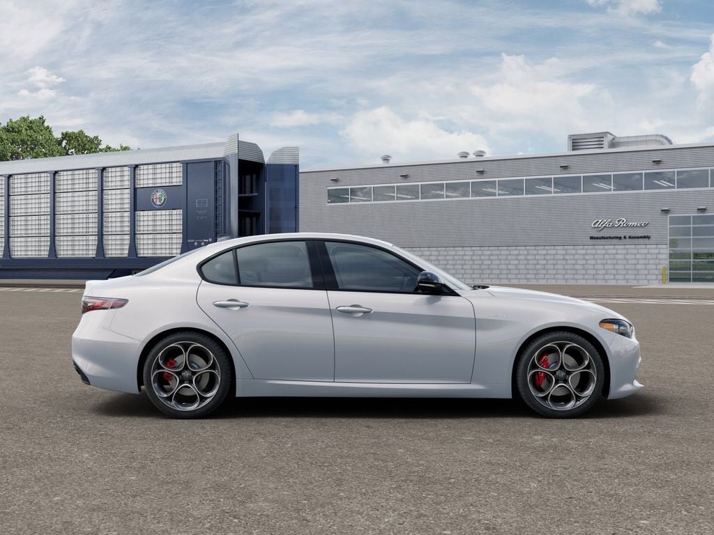 2026 Alfa Romeo Giulia Base