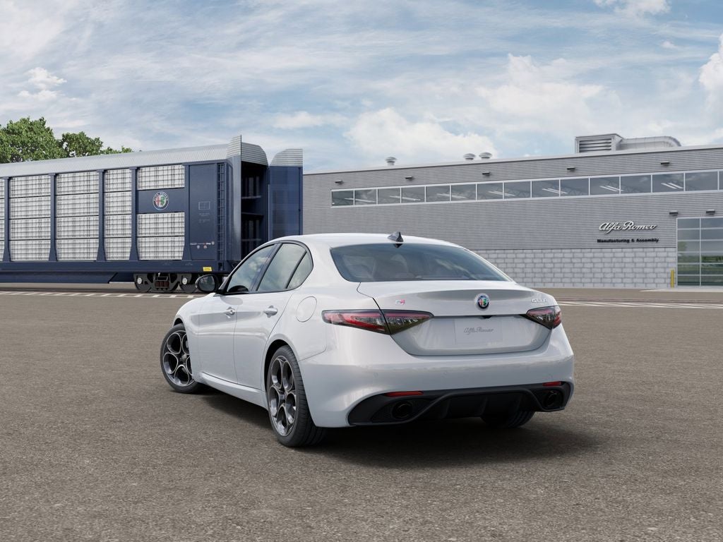 2026 Alfa Romeo Giulia Base