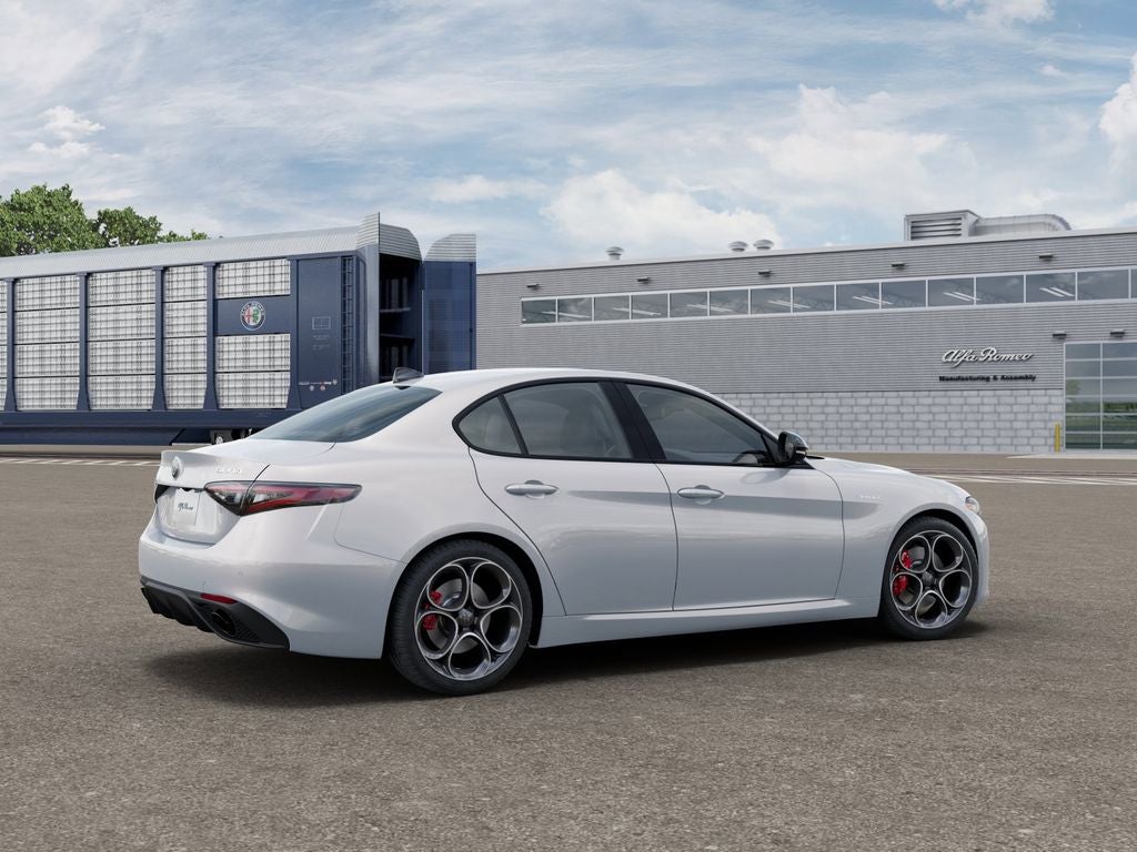 2026 Alfa Romeo Giulia Base