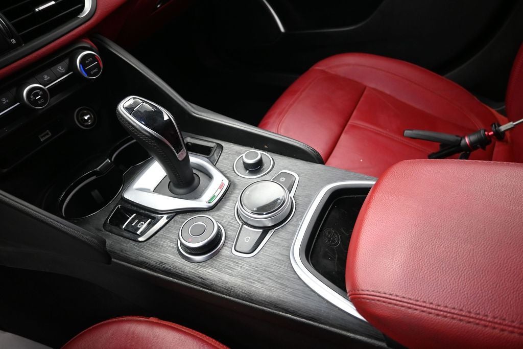 2020 Alfa Romeo Giulia Base