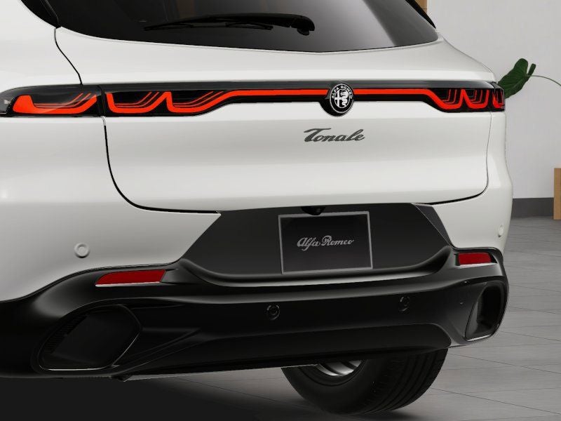 2026 Alfa Romeo Tonale Base
