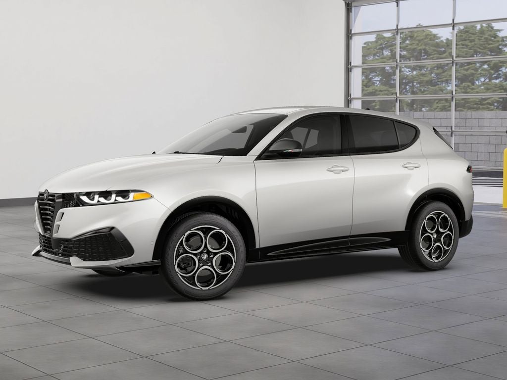 2026 Alfa Romeo Tonale Base