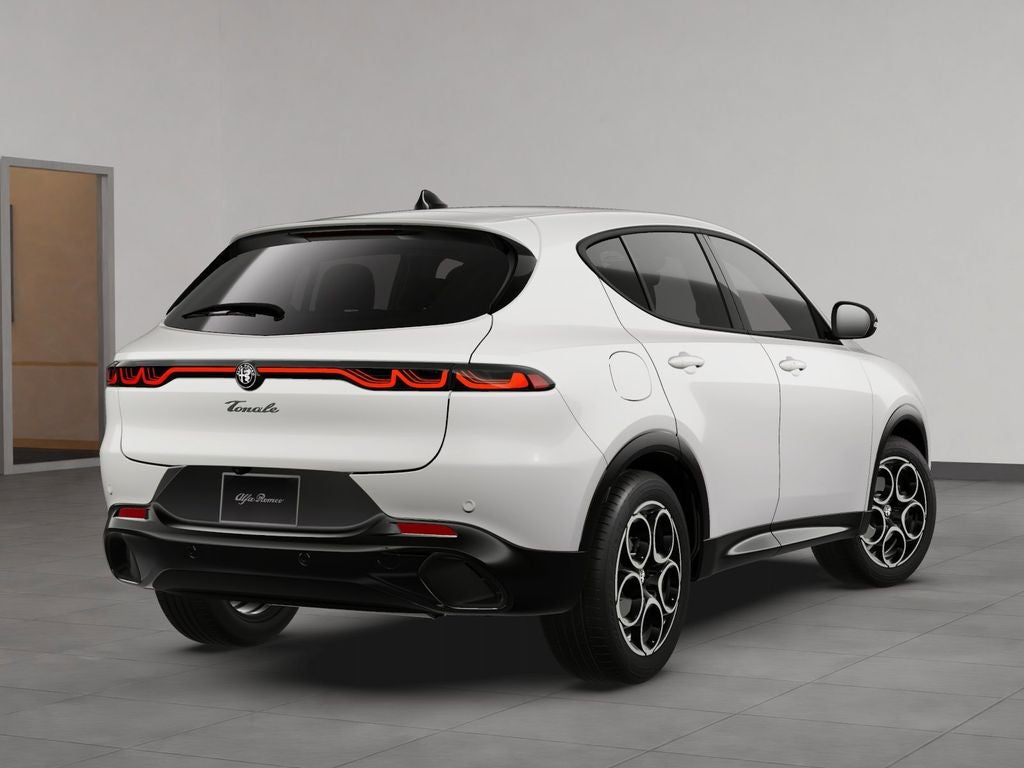 2026 Alfa Romeo Tonale Base