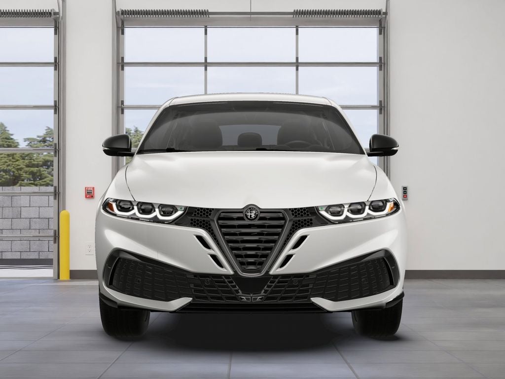 2026 Alfa Romeo Tonale Base