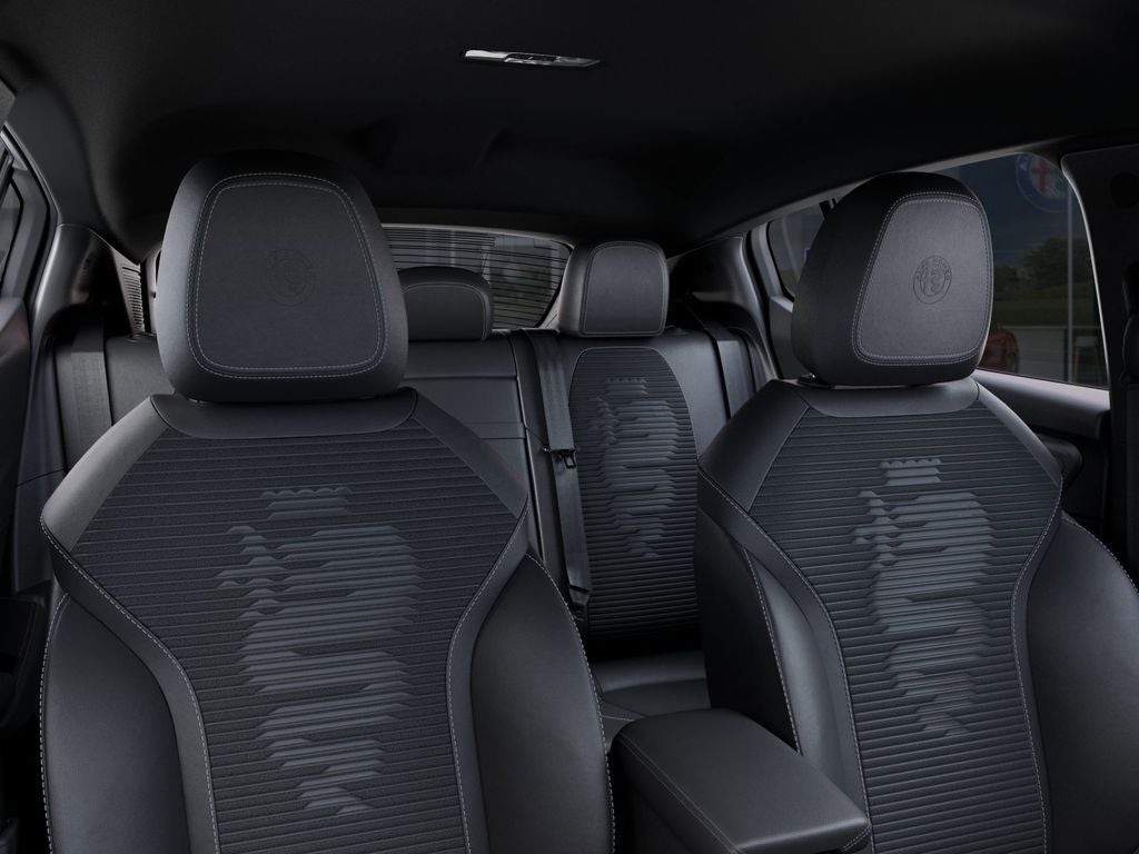 2026 Alfa Romeo Tonale Base