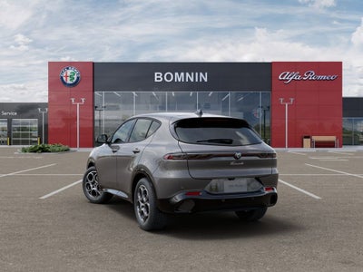 2026 Alfa Romeo Tonale Base